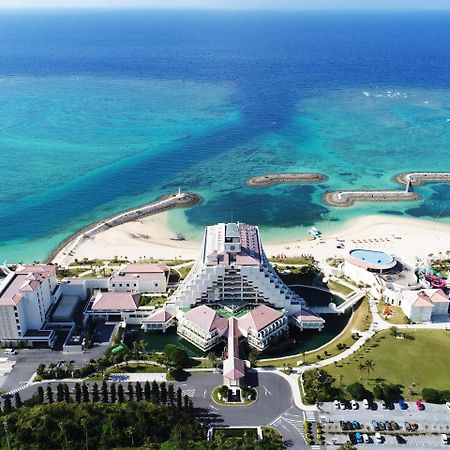 Sheraton Okinawa Sunmarina Resort Onna Ngoại thất bức ảnh