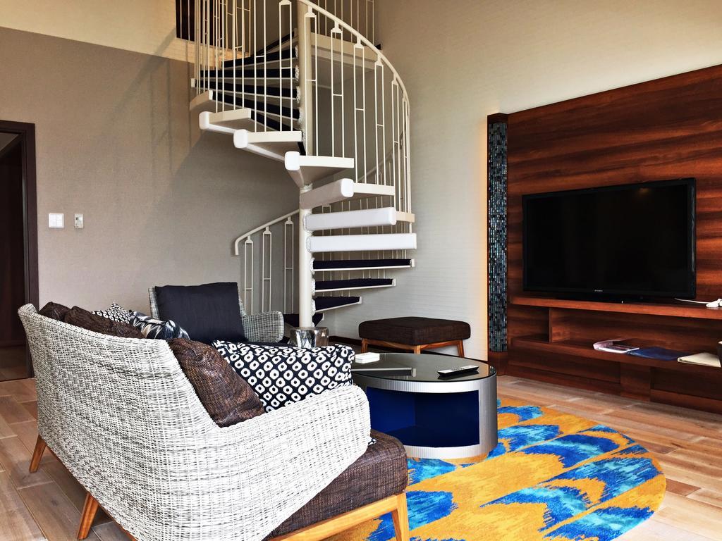 Sheraton Okinawa Sunmarina Resort Onna Ngoại thất bức ảnh