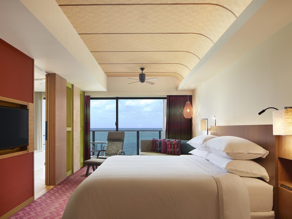 Sheraton Okinawa Sunmarina Resort Onna Ngoại thất bức ảnh
