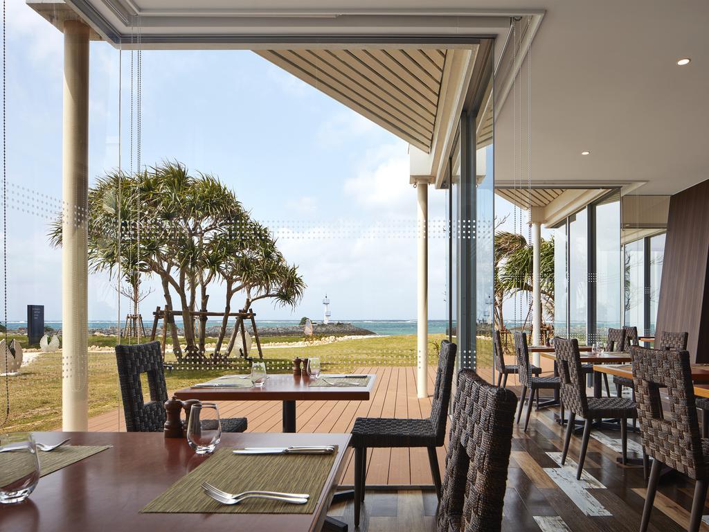 Sheraton Okinawa Sunmarina Resort Onna Ngoại thất bức ảnh