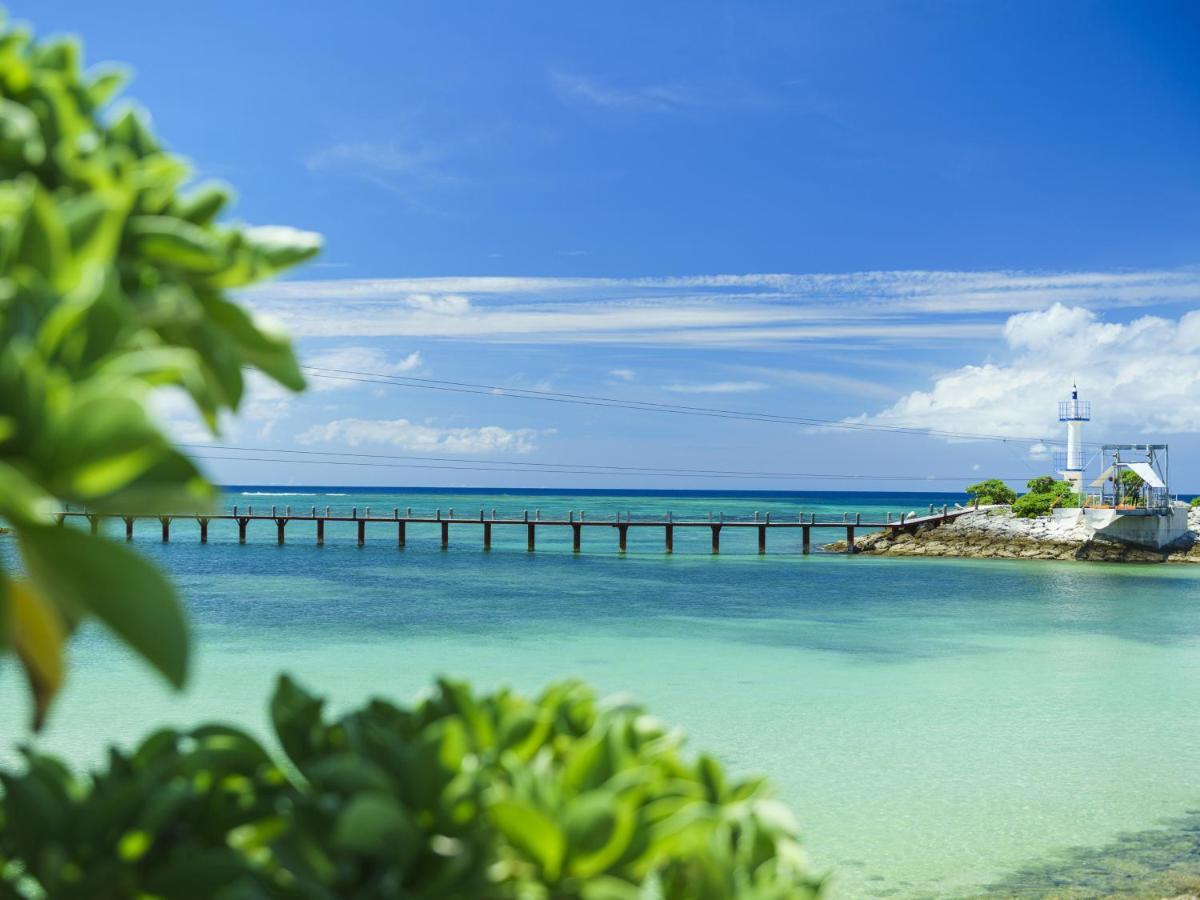 Sheraton Okinawa Sunmarina Resort Onna Ngoại thất bức ảnh