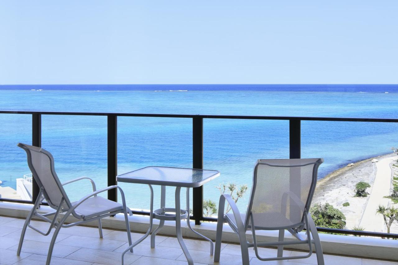 Sheraton Okinawa Sunmarina Resort Onna Ngoại thất bức ảnh